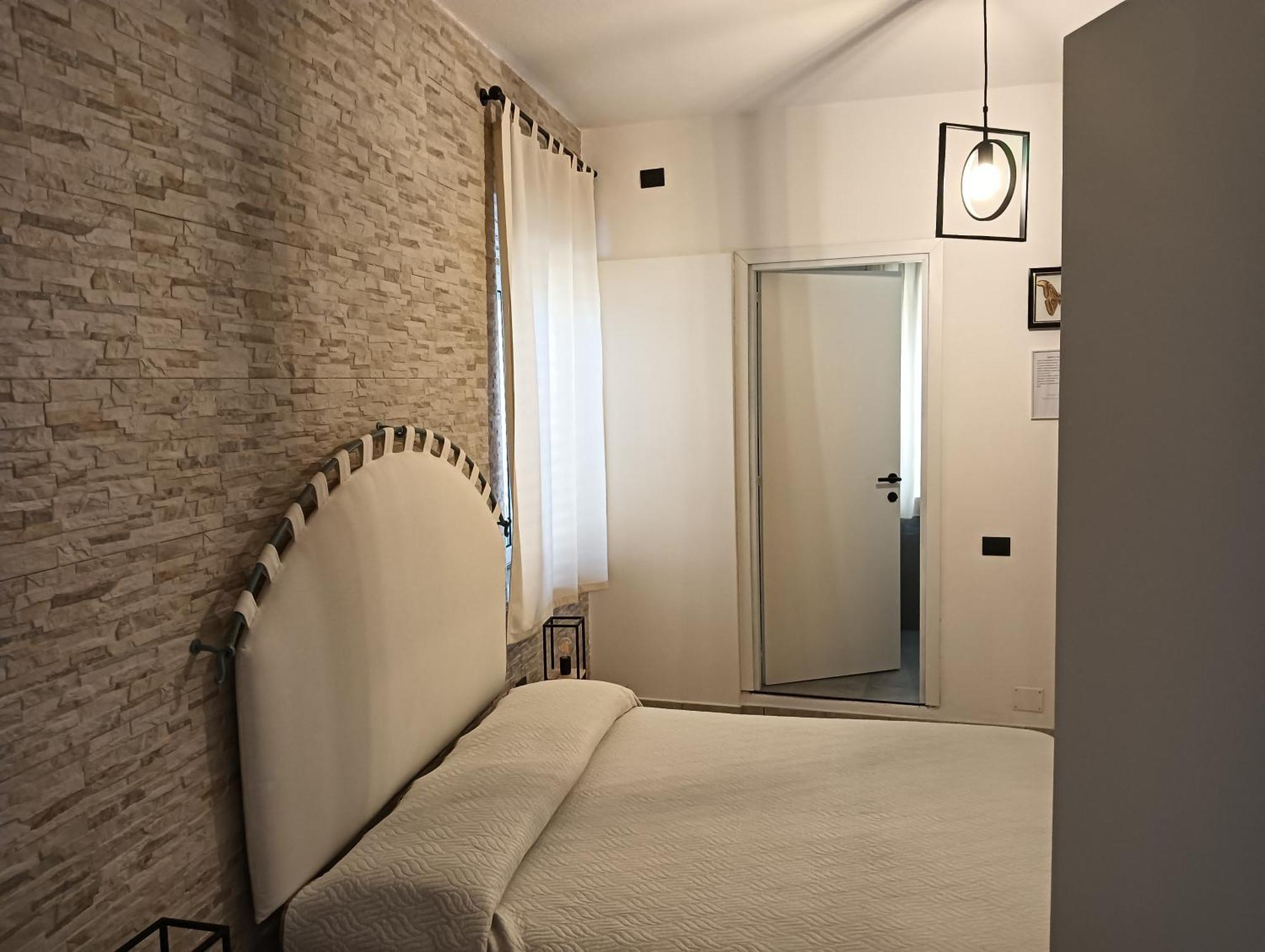 Domos Le Due Tuie Bed & Breakfast พิสซินาส ภายนอก รูปภาพ