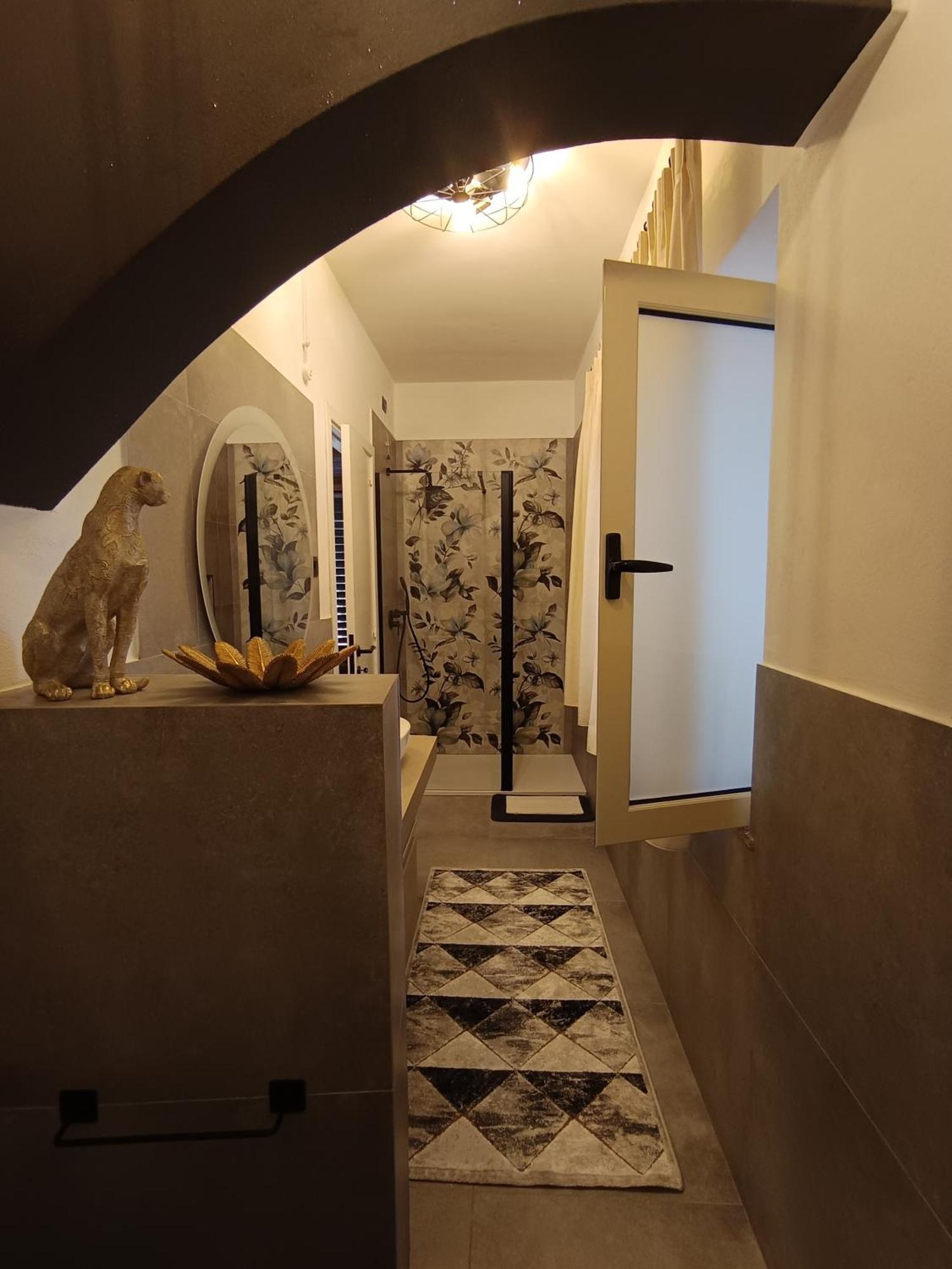 Domos Le Due Tuie Bed & Breakfast พิสซินาส ภายนอก รูปภาพ